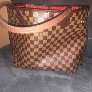 Louis Vuitton Neverfull MM